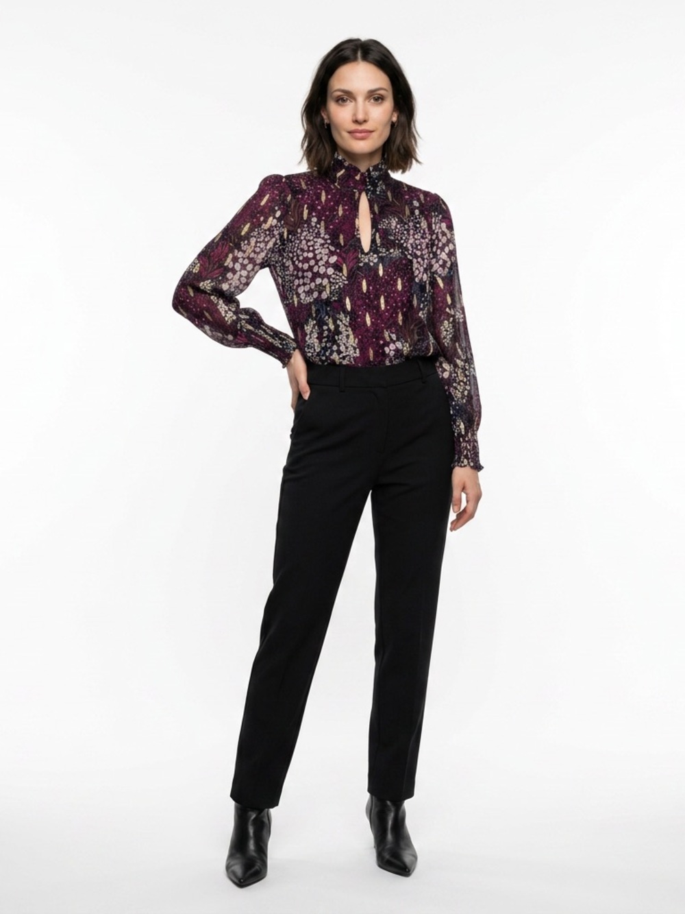 White House Black Market Women's Blouse sz 2 NWOT